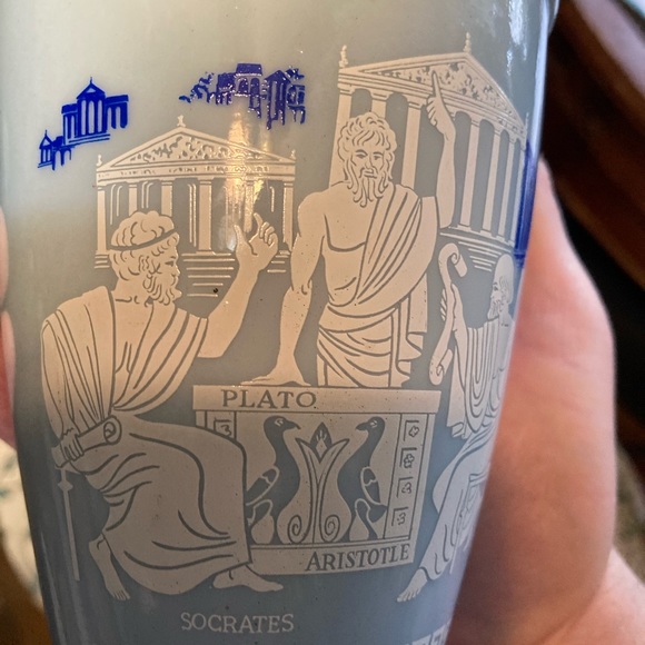 Really cool old vase with the worlds great philosophers printed on it. Unique! - Picture 5 of 7